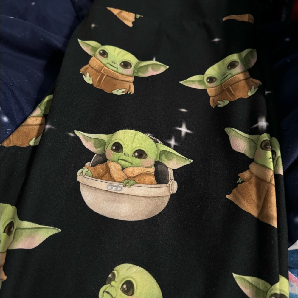 Grogru Mandalorian Leggings XL  Star Wars